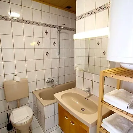 Smarthotel Schmid - Restaurant & Bar Inhouse - Naehe Schlossteich