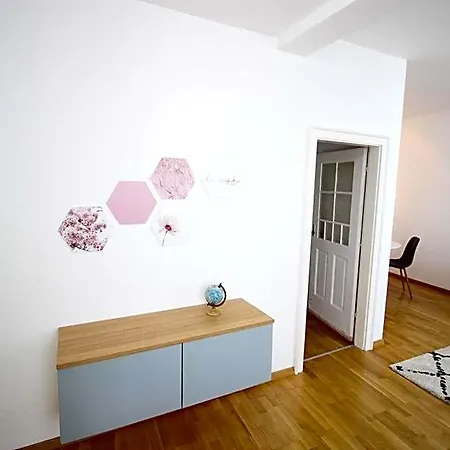 Smarthotel Schmid - Restaurant & Bar Inhouse - Naehe Schlossteich 酒店