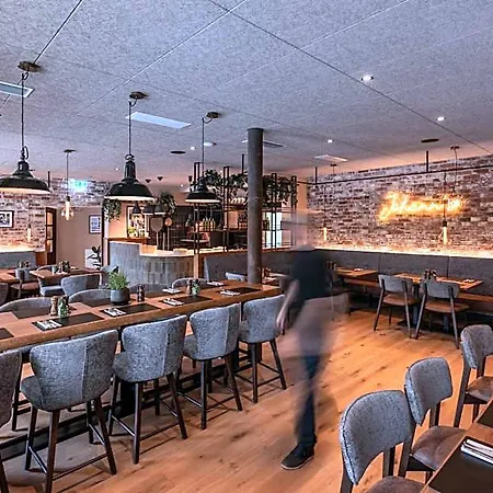 Smarthotel Schmid - Restaurant & Bar Inhouse - Naehe Schlossteich *